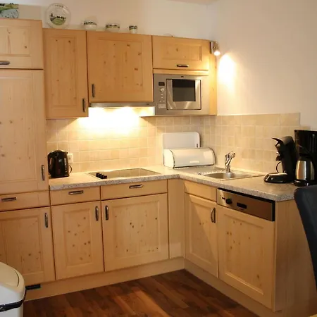 In Near Lift Apartment *